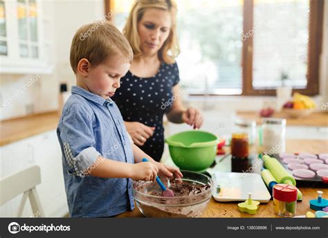 xxx con mama en la cocina